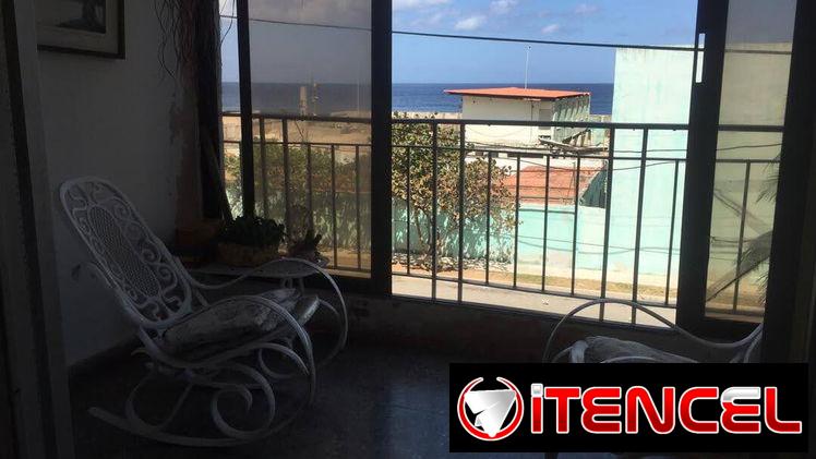 Apartamento en el 2do piso de un 11 plantas( tiene elevador)