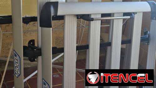 PARRILLAS DE TECHOS PARA AUTOS ORIGINALES 📦.     Varias medidas.     Precio: 150 usd……ideal para lada, moscobich, y más
