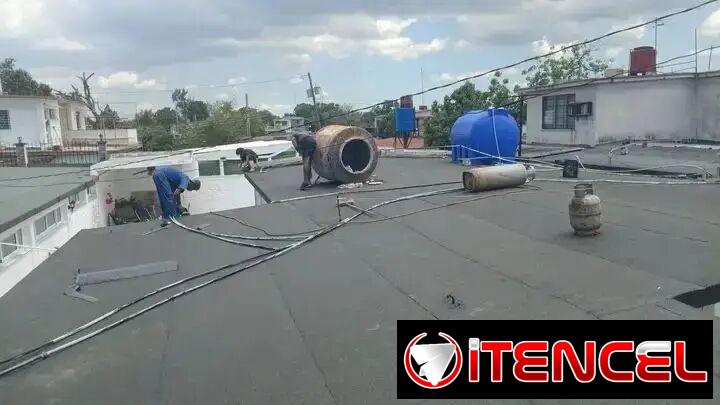 Manta de techo se presta servicio