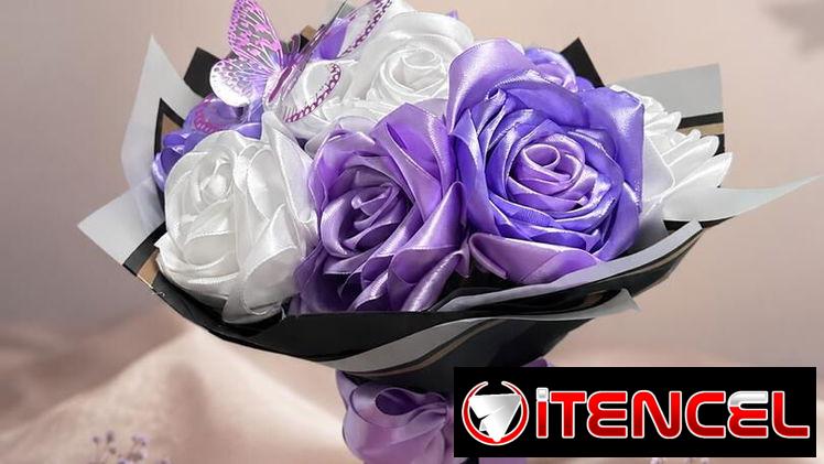 🌺 Pieza artística única hecha a mano — Arte floral preservado
