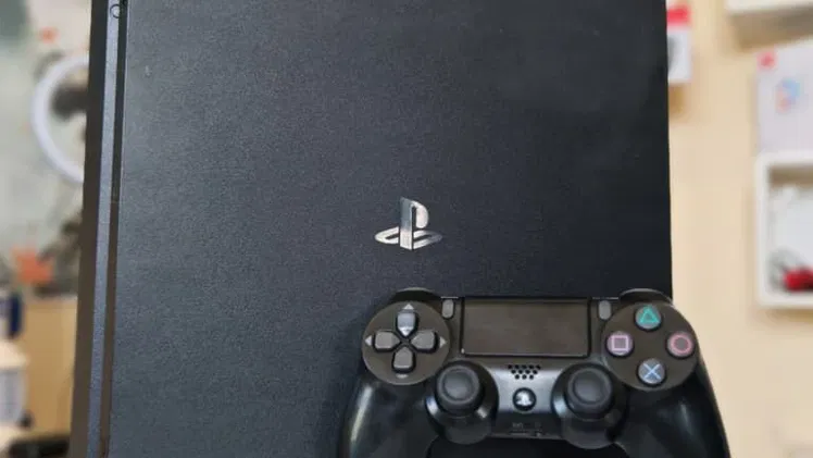 🔵PS4 Slim pirateada 1TB
