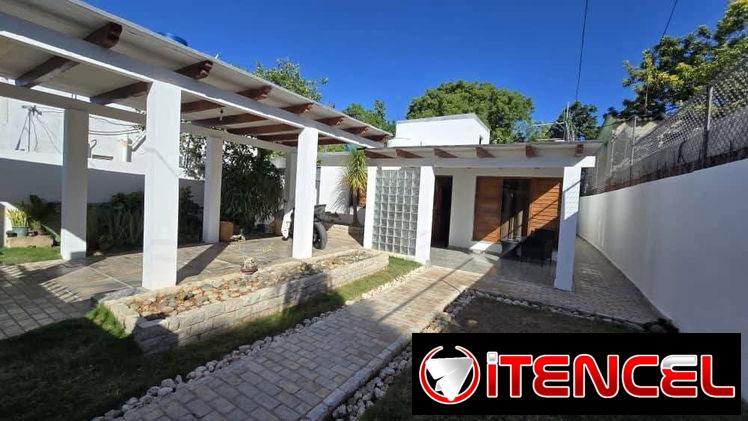 ESPECTACULAR PROPIEDAD 🏡 🏡 🏡   Casa independiente ubicada en el Reparto residencial Juan Manuel Márquez,  localidad d