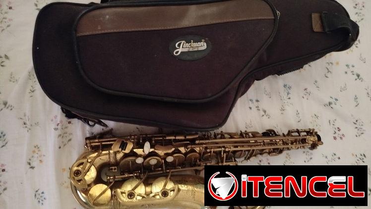 Saxofon alto
