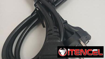 VENDO CABLE DE ALIMENTACION CORRIENTE ELECTRODOMESTICOS. 240V/10A. ESPIGA REDONDA. LONGITUD 1,5M