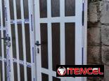 Le ofrecemos lo que usted necesita para cambiar  el diseño de su hogar o su negocio Trabajos de carpintería de aluminio