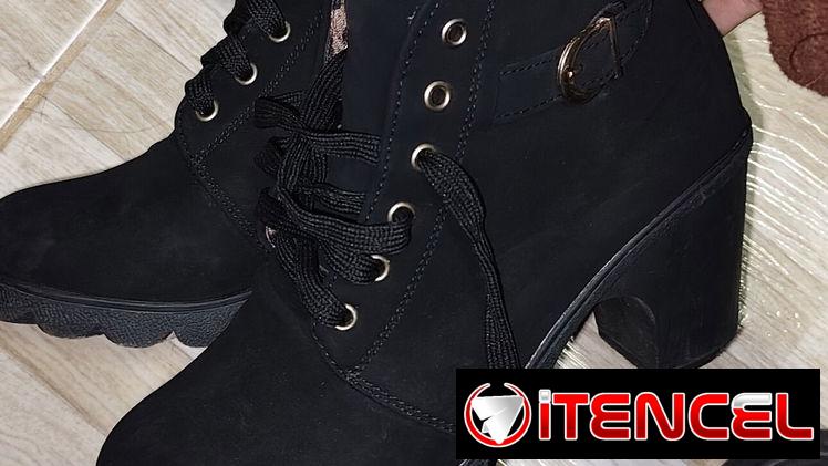 Botines nuevos talla 40
