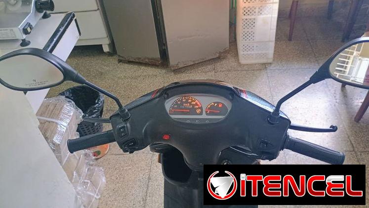 Moto Italika mexicana 150cc