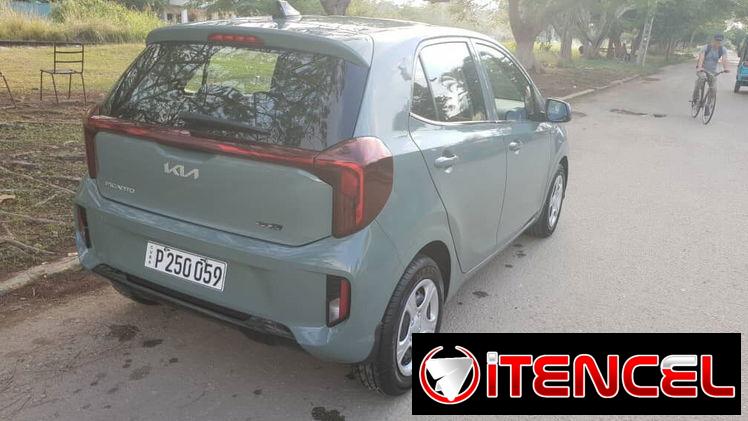 Vendo o negocio kia picanto del 2024 pintura de fábrica