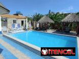 CASA DE RENTA  3 habitaciones con piscina en la playa de Guanabo a 3 cuadras del mar 52 46 36 51 PANELES SOLARES, Y