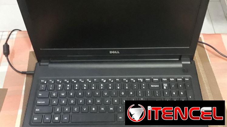 Laptop Dell Inspiron 15 3000 (Modelo 3565)