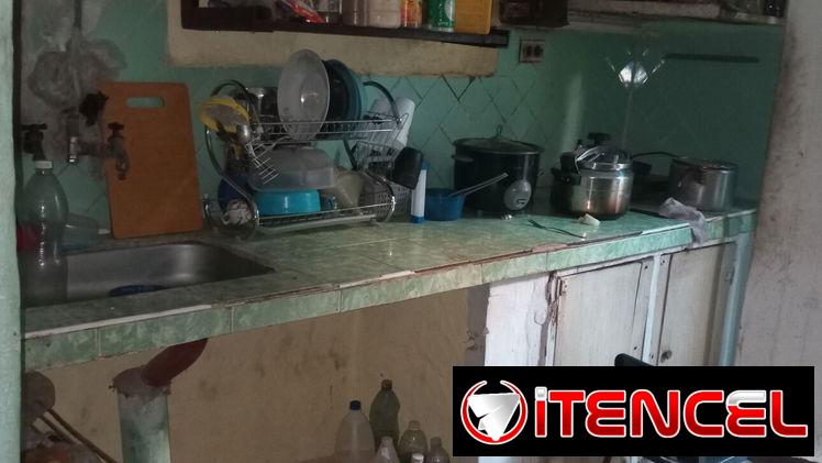 Vendo casa de 4 cuartos
