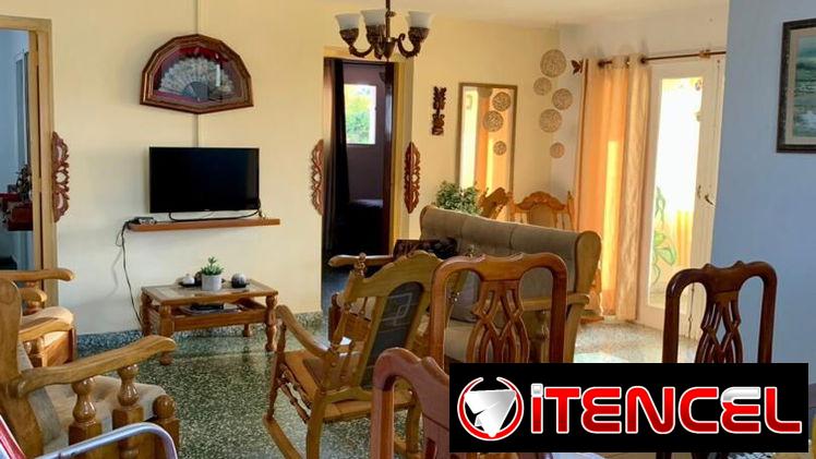 Propiedad Horizontal, Placa Libre, Garaje Privado en la mejor zona de Flores