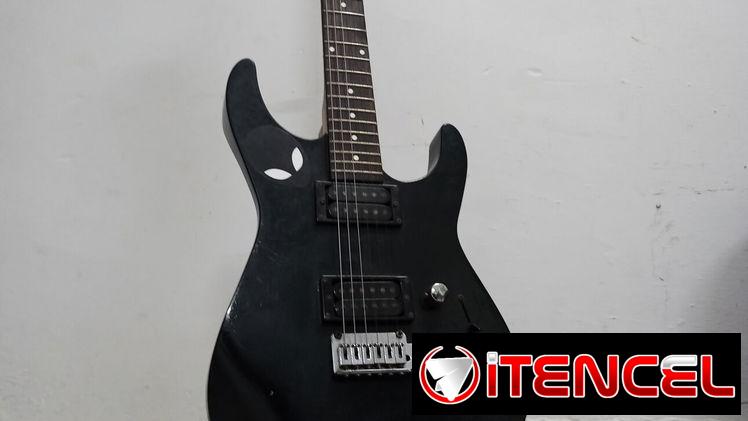 🎸Guitarra Eléctrica Jackson 6 Cuerdas + Estuche + Atril 🎸