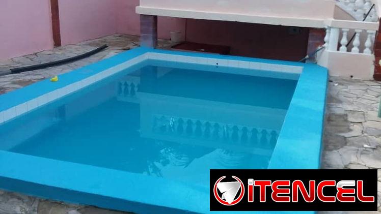 Se renta alojamiento con 4 dormitorios  en la playa de GUANABO con su piscina.58858577.