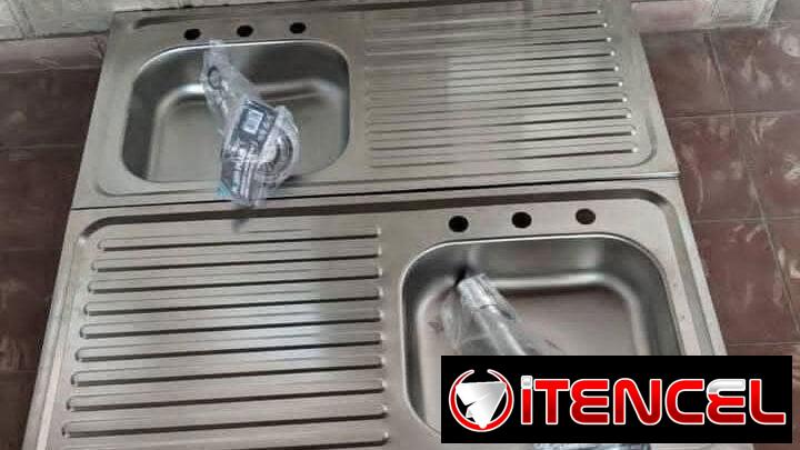 Fregadero con su escurridor a la derecha e izquierda de 1.00 x 50