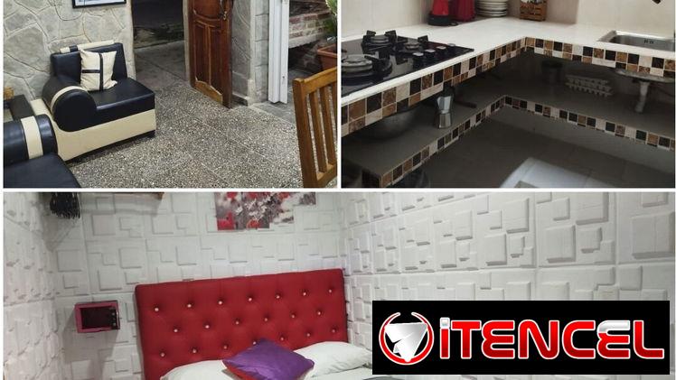 Renta de casa a una cuadra de la playa. Tres habitaciones climatizadas.