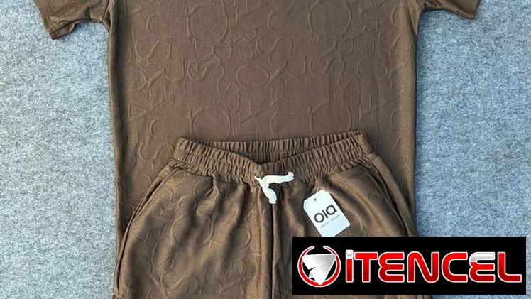 Conjuntos de camisa y short