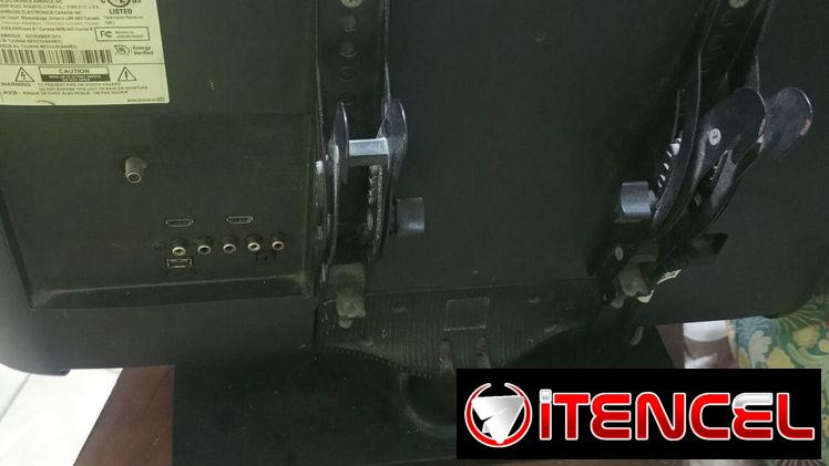 Solo PARA PIEZÁS  porque tiene la pantalla rajada (Modelo Viejo 2014 ) tv plasma de 32 pulgadas marca Samsung
