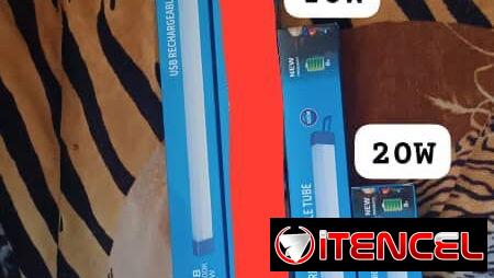 Ventilador recargable+ lámpara recargable