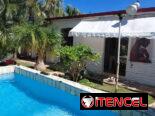 Se vende casa independiente con piscina, garaje con permiso de renta con superficie de500m²