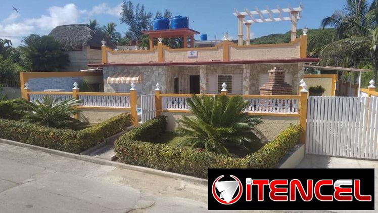 A sólo 2 cuadras del mar 🌊 esta belleza le espera , con piscina, Paneles solares, WHATSAPP+53 52463651,  Boca Ciega. M