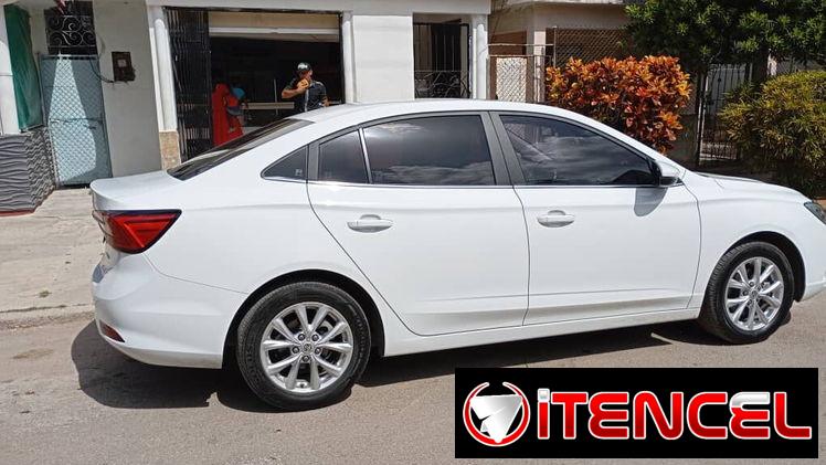 Vendo o negocio mg 5 del 2024 con 3 mil kilómetros