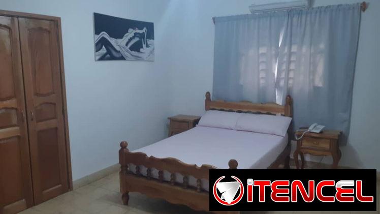 Renta apto tiempo indefinido. Dos habitaciones. Vedado.