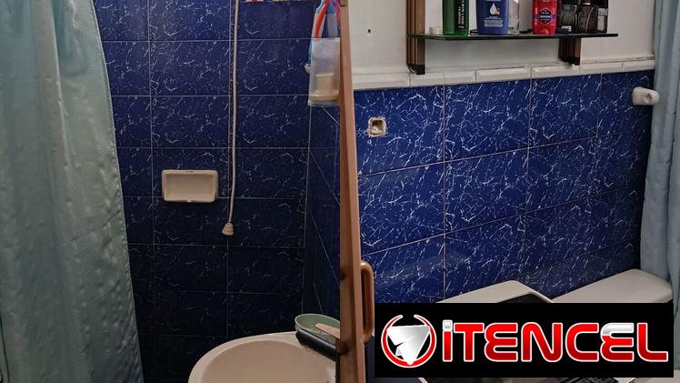 Se vende casa pequeña en el reparto la Ceiba, municipio Playa, soy la propietaria.