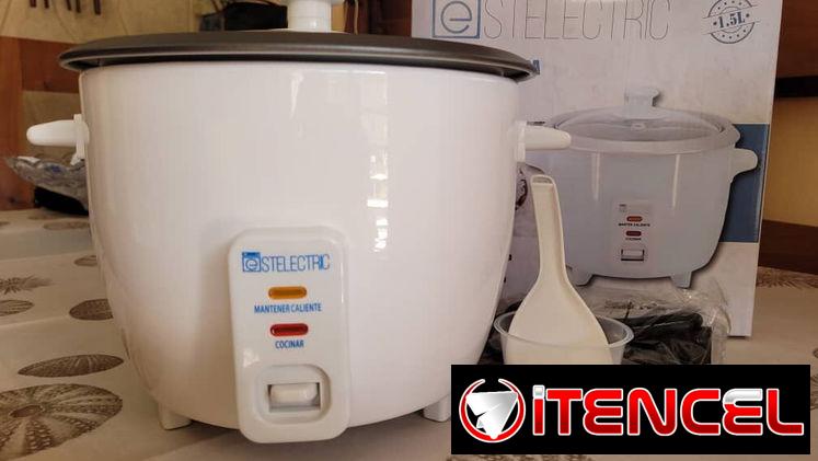 ‼️Olla Arrocera 1.5 lts. Color Blanco o Negro. Nuevas ‼️  Con factura y garantía de 1 mes.
