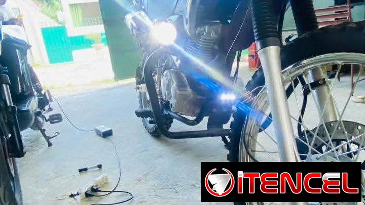 Taller de motos de combustión