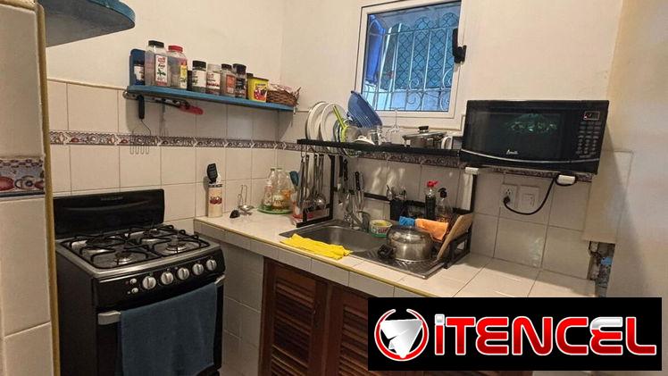 Vendo casa en bajos Marianao (por la Ceguera)