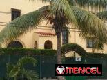 LA CASONA DE KIKO está ubicada en una zona residencial, tranquila y segura. Cuenta con tres habitaciones