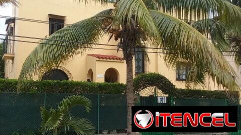 LA CASONA DE KIKO está ubicada en una zona residencial, tranquila y segura. Cuenta con tres habitaciones
