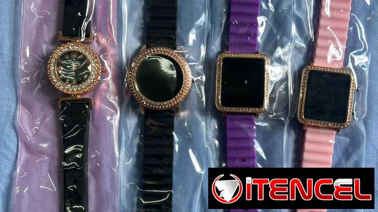 Relojes de pila , de varios colores , modelos de hombres y mujeres