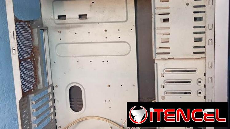 CHASIS HAIER EN BUEN ESTADO, OXIDO DETRAS DONDE VAN LOS FANES, FUNCIONA UN SOLO USB, AL 52843801