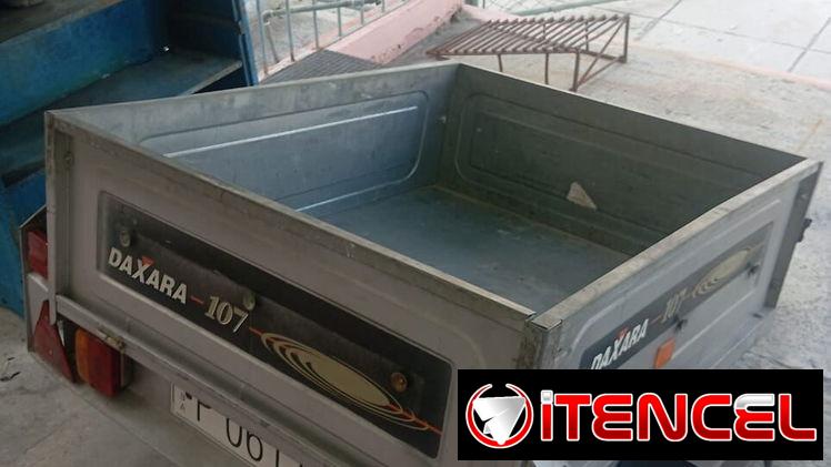 Vendo trailer original.