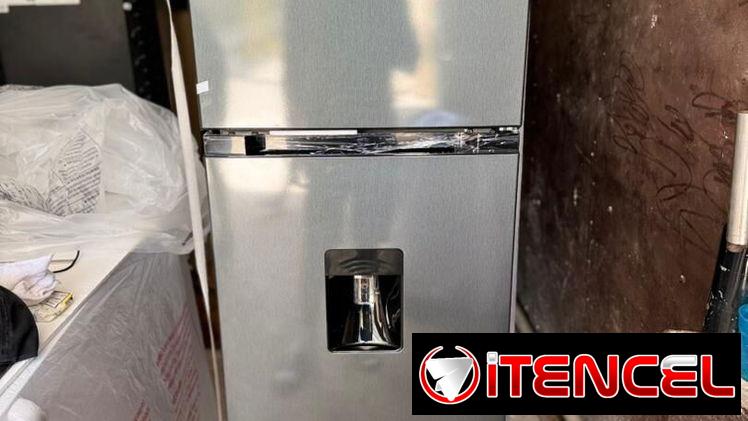 Refrigerador Royal 11.2 pies con dispensador y congelación seca inverter $550 USD con transporte incluido