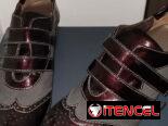 Zapatos plataformas color vino Oxford