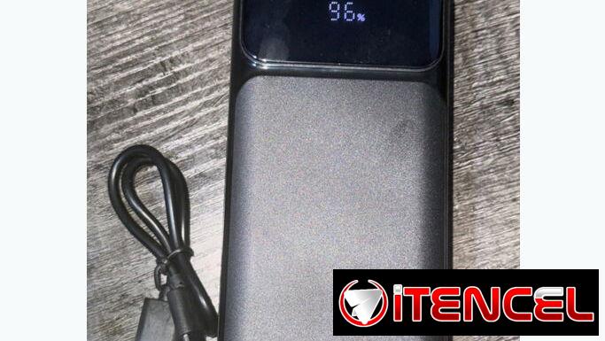 Power Bank Kepswin 50 000mAh carga rápida, pantalla LED, 3 cables USB-C, iOS, USB-A $60 USD Transporte Adicional