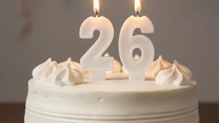 Velas de números decoradas a su gusto, globos metálicos de numeros, globos de latex