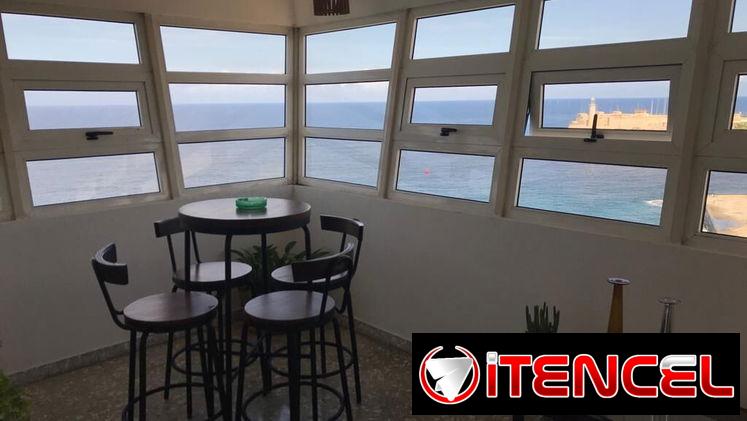 Renta con vista al mar donde no se va la corriente. 3 habitaciones y confort. Whatssap 5 2959440
