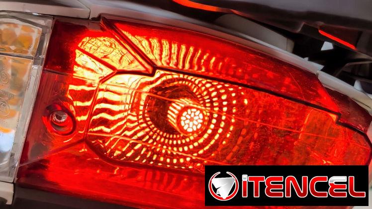 Bombillos LED de intermitentes, de stop y de marcha atrás( alumbran duro) para autos y motos