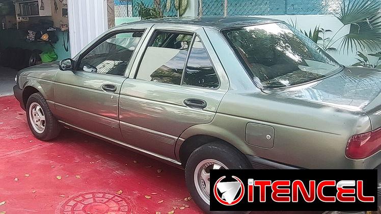 Vendo Nissan Sentra B13, Automatico, Inyeccion electronica, de 1999