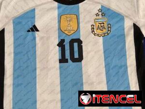 11378de907667c33f0a89236e9bdf34e920f783098338d12b81fdb4021c84f46