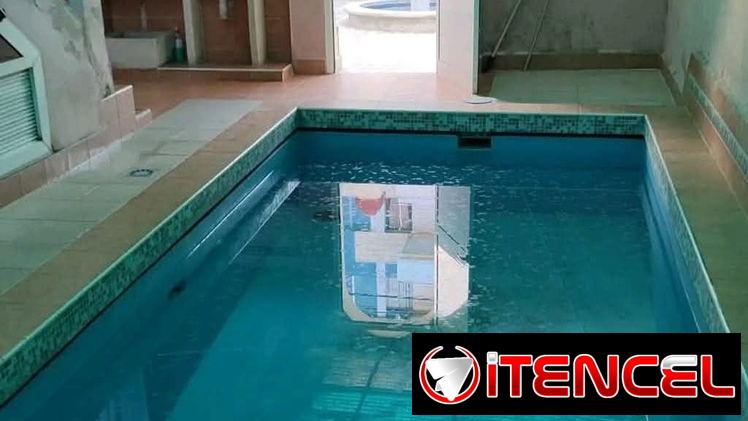 Casa capitalista  independiente en la Víbora, 10 de Octubre con piscina y 4 cuartos !!!