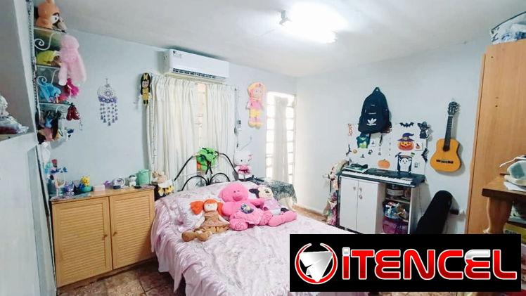 🏠 Venta de Casa En El Cerro.💡 No se va la corriente. Tiene cisterna, motor de agua y tanque de agua de 2 mil litros