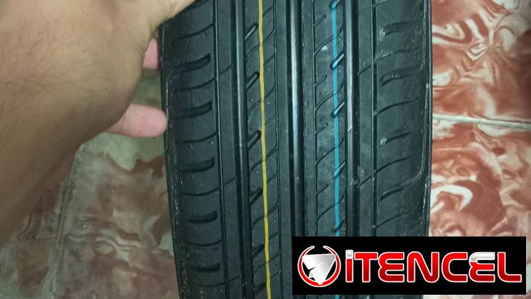 Venta de gomas de moto y triciclo