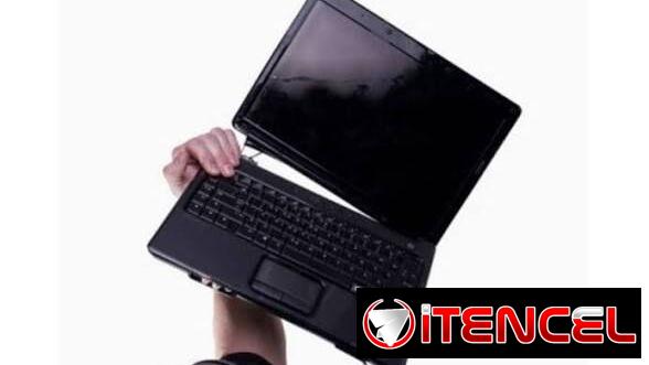 Reparación y cambio de pantallas y piezas de laptops