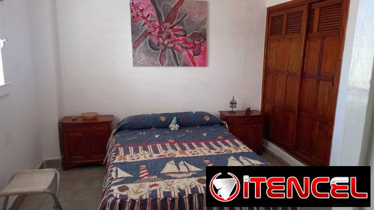 Apartamento en Playa, placa libre, 1er piso, gas calle