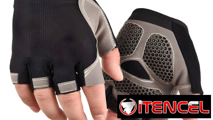Bandas elásticas. Ligas de resistencia. Guantillas. Suiza fitness